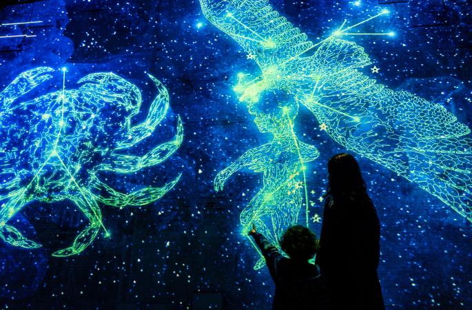 étoiles famille fond bleu
