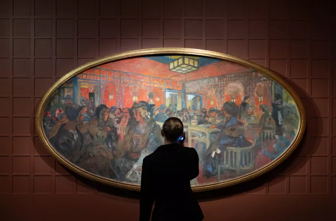 silhouette visiteuse oeuvre art